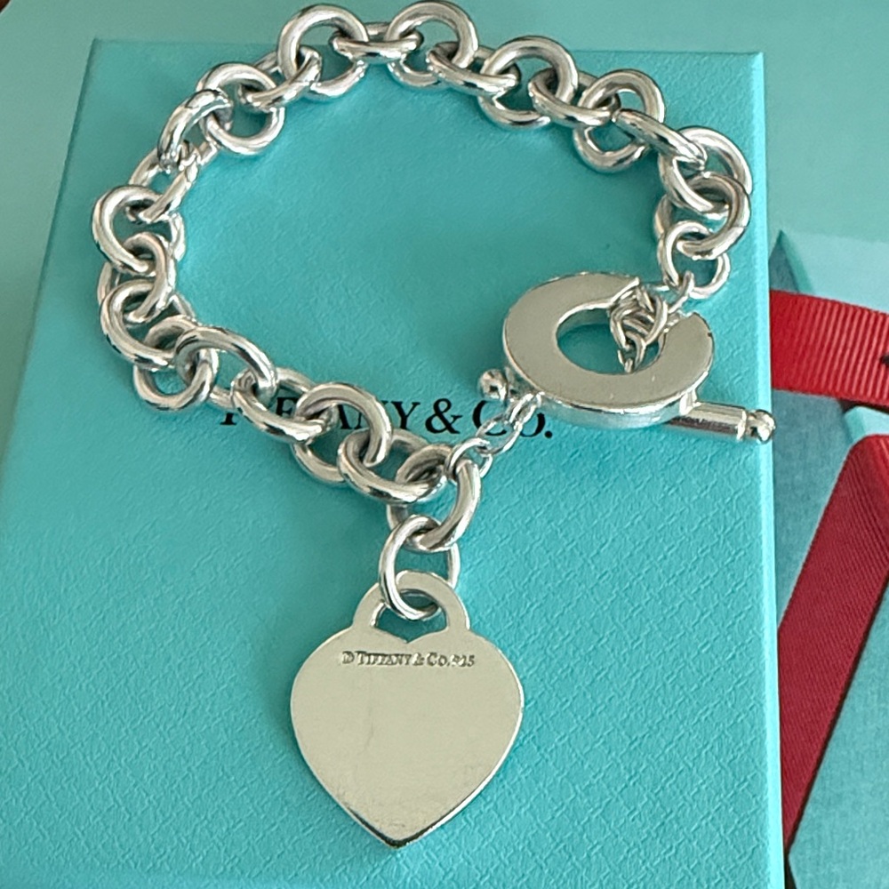 8” Tiffany & Co. Please Return To Tiffany Heart Tag Toggle Bracelet - Picture 4 of 8
